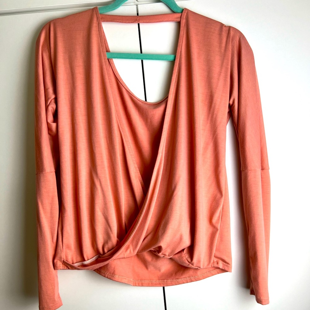 Open cross back long sleeve coral top